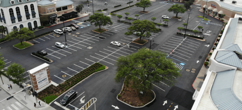 How Sealcoating Protects Asphalt Pavements | Houston, Texas