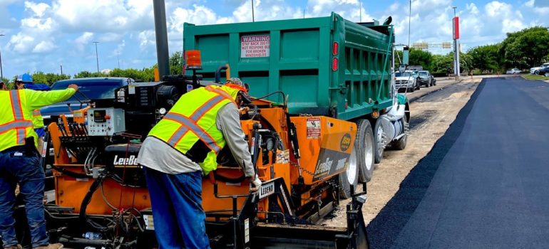 How Do I Evaluate the Capability of a Houston Paving Contractor?