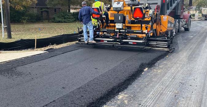 Asphalt Paving: Temperature & Timing  