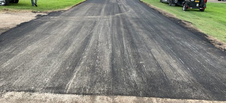 Asphalt Paving –What Is Binder & Topcoat?