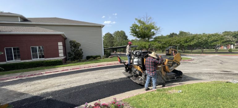 5 Warnings That Show Its Time for An Asphalt Overlay In Houston