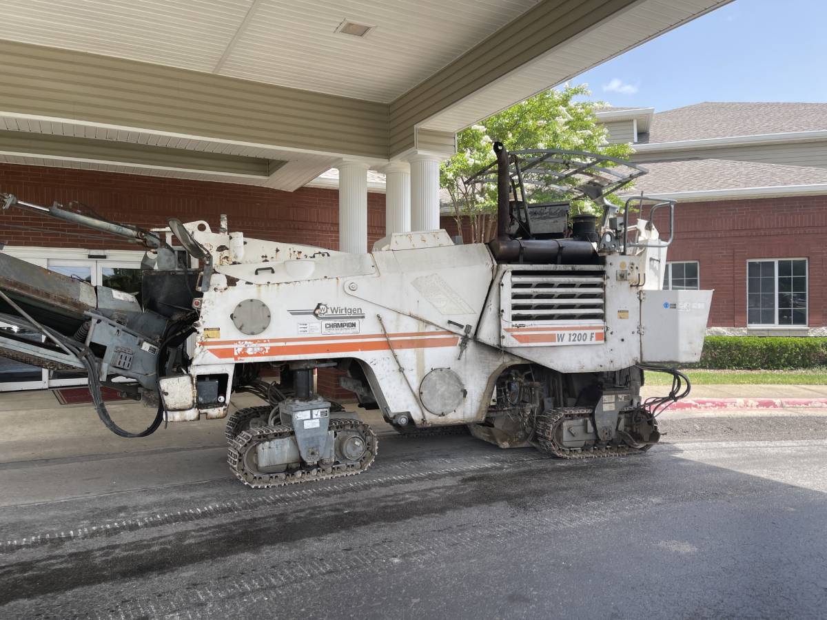 Why Isn’t My Houston Asphalt Paving Surface Smooth?