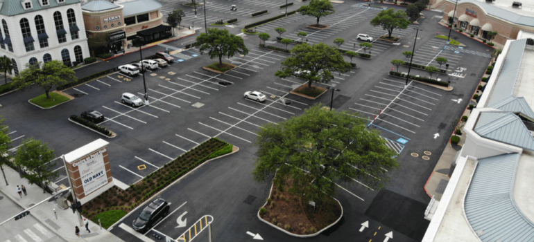Asphalt Paving Tips for Houston Facility Managers